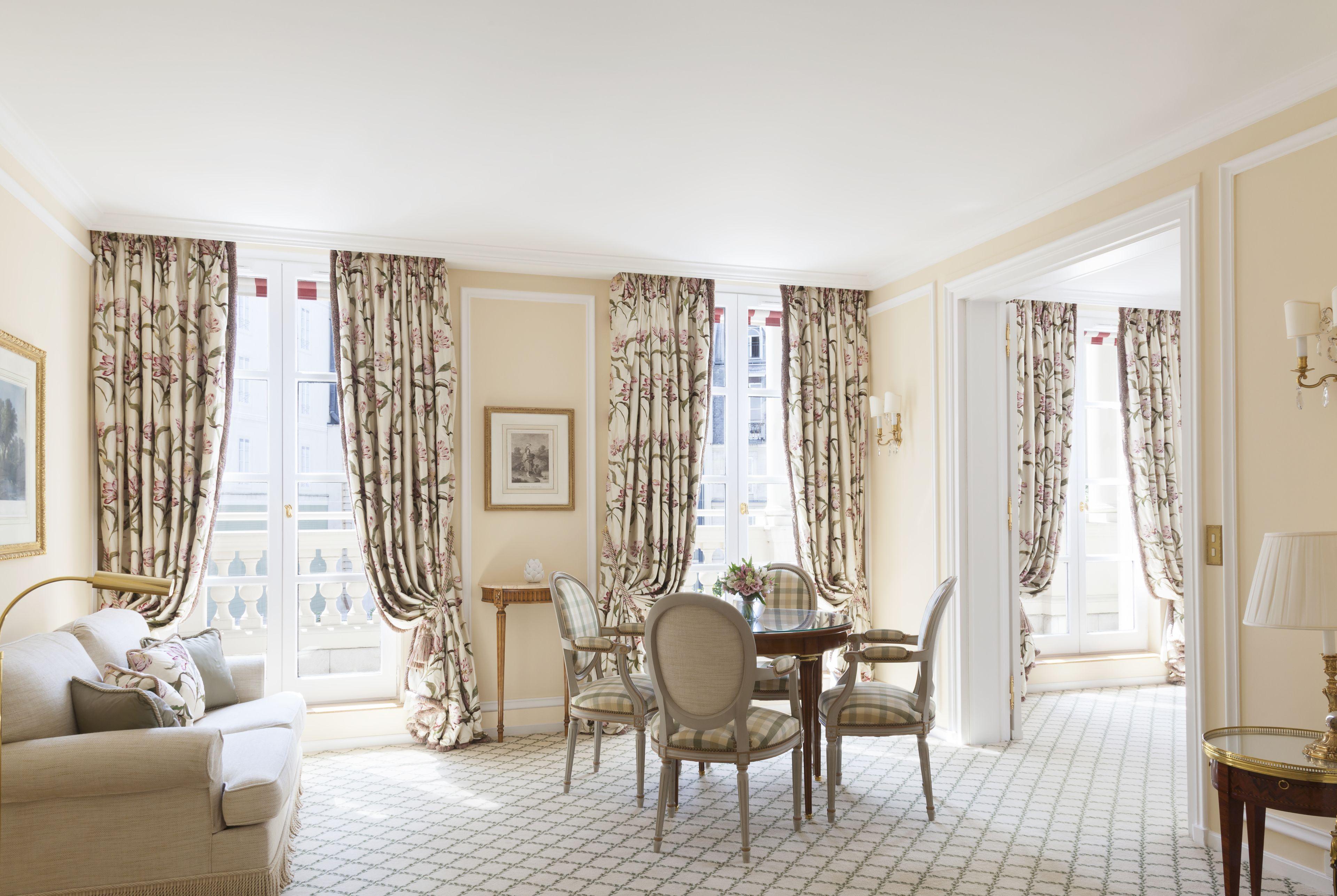 Le Bristol Paris, Oetker 5*