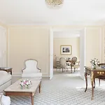 Hotel Le Bristol Paris, Oetker
