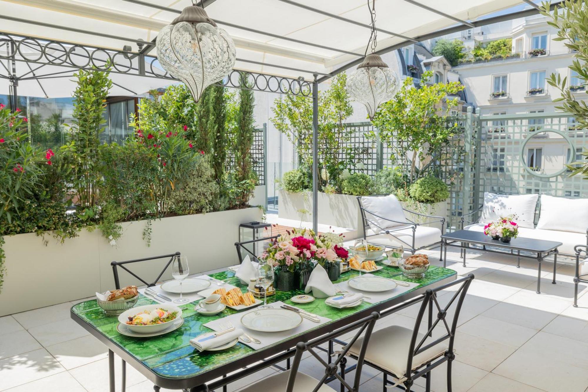 Le Bristol Paris, Oetker Hotel