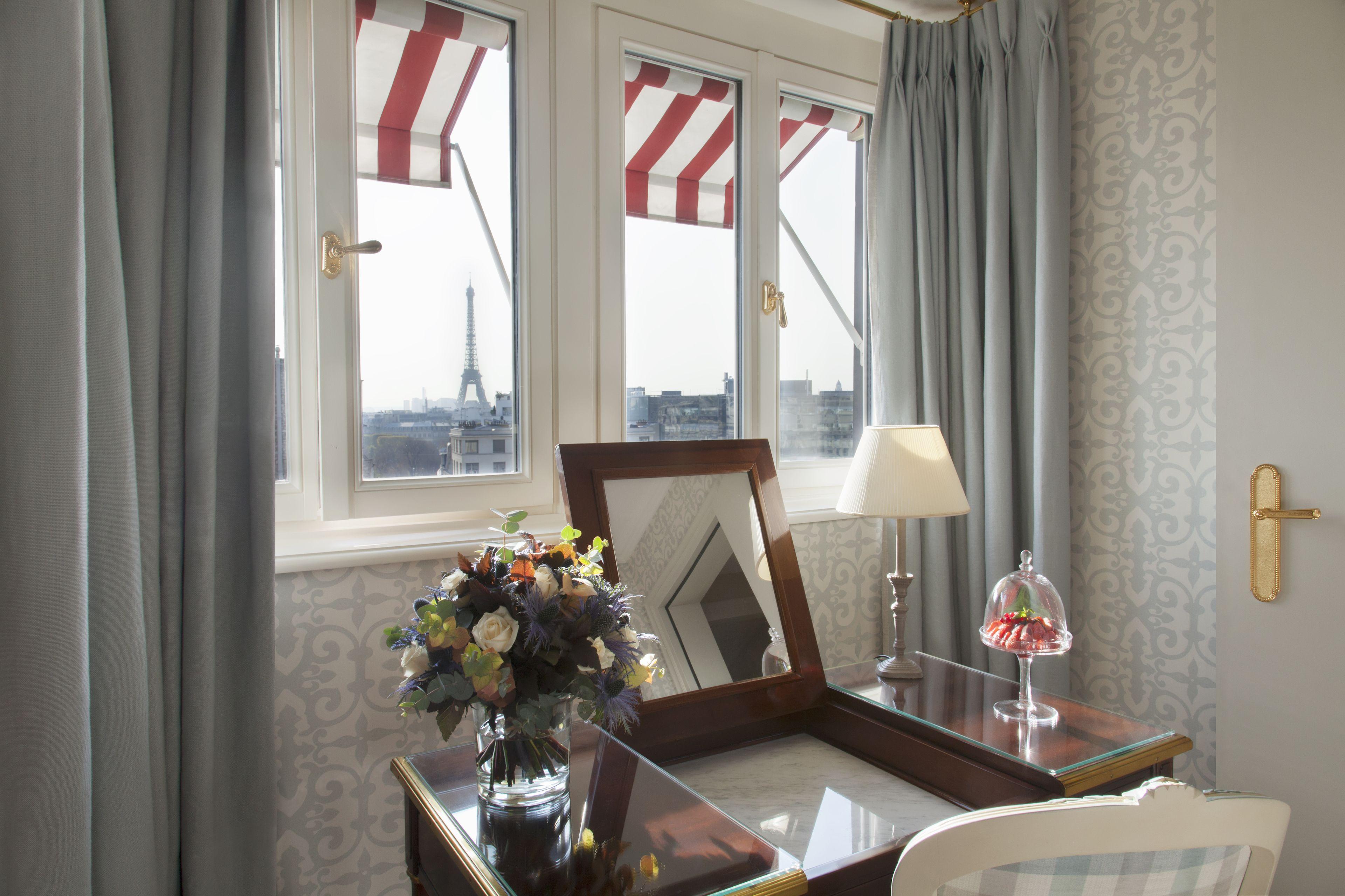 Le Bristol Paris, Oetker Hotel