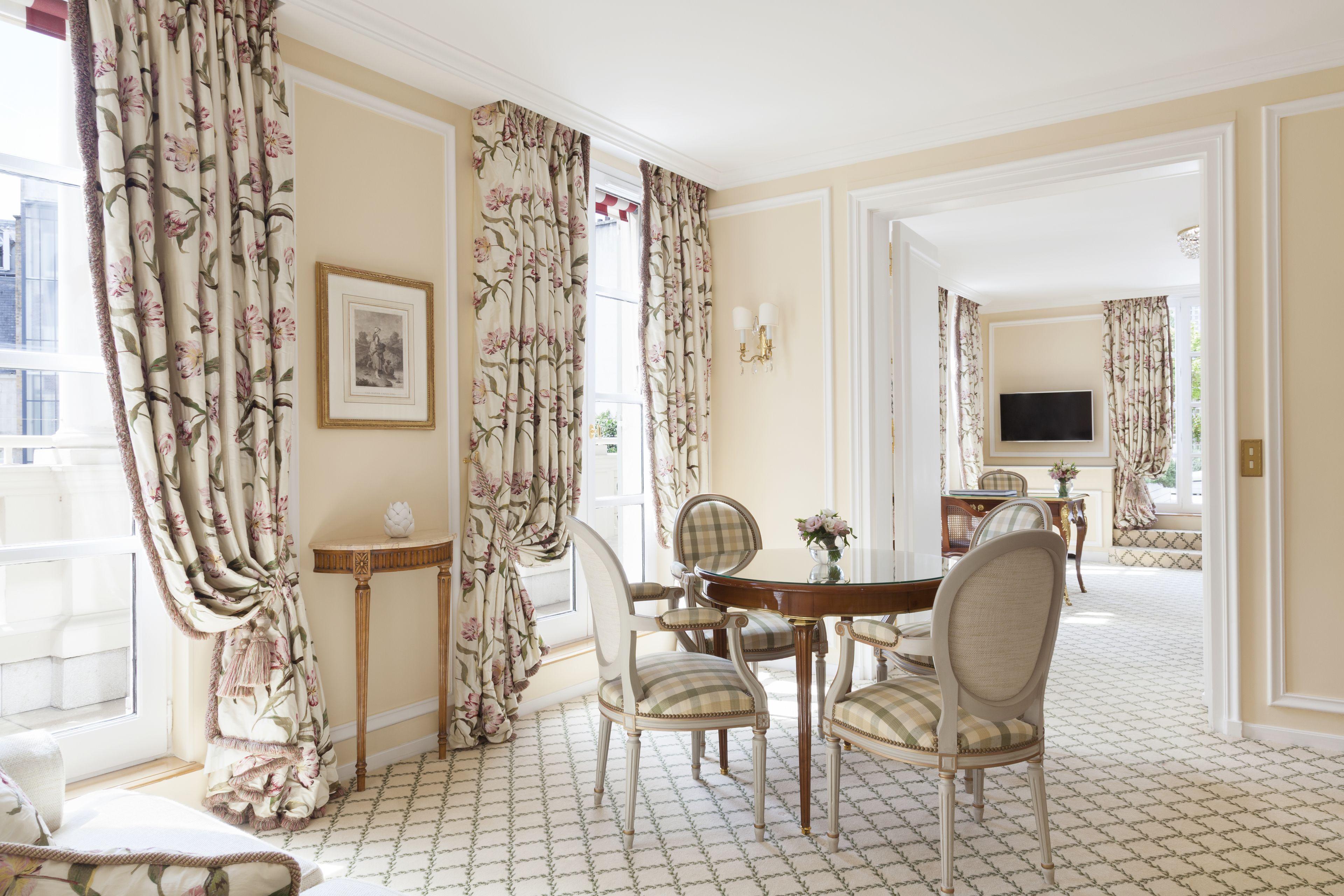 Le Bristol Paris, Oetker Hotel