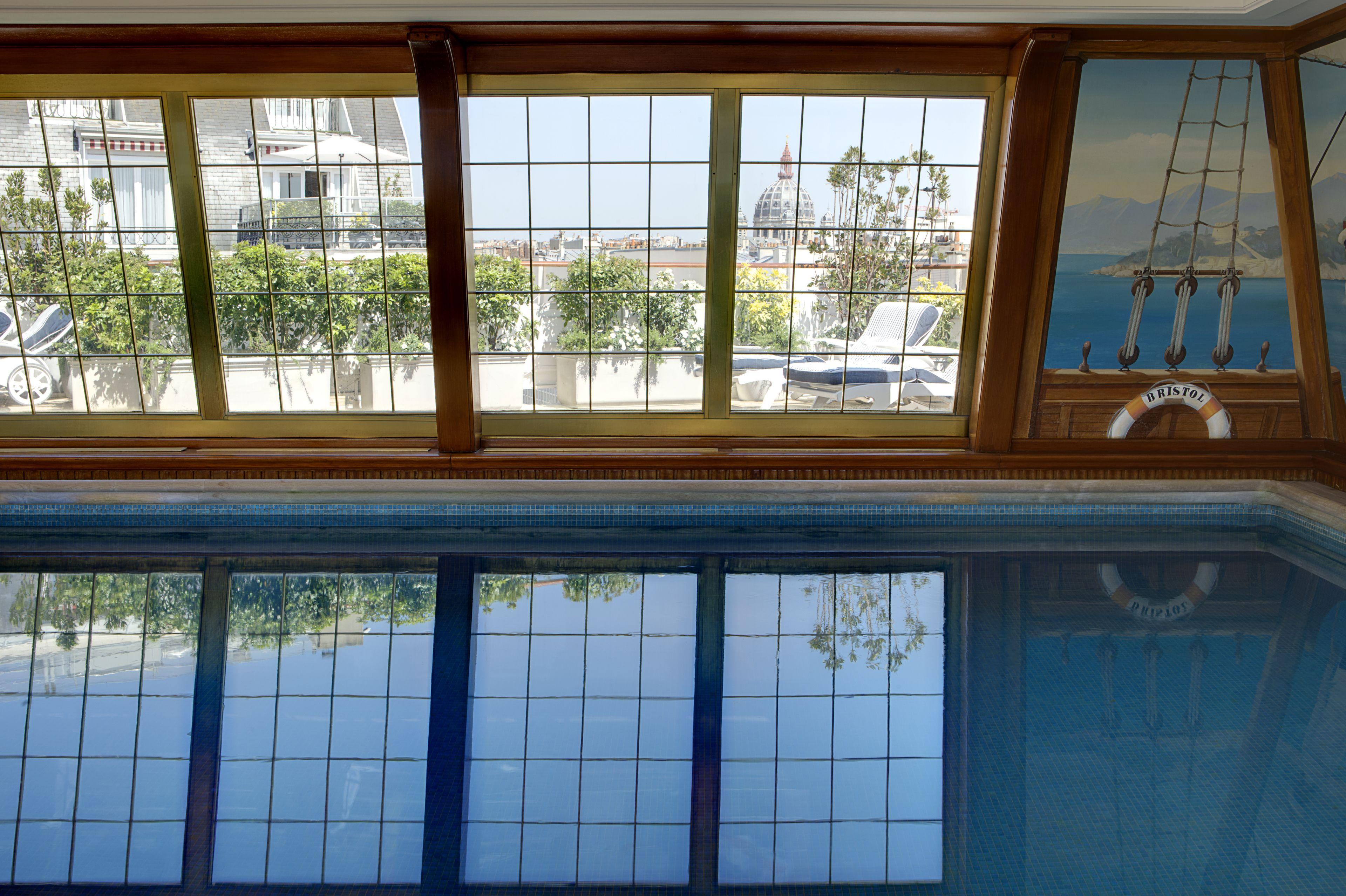 Le Bristol Paris, Oetker 5* Paris