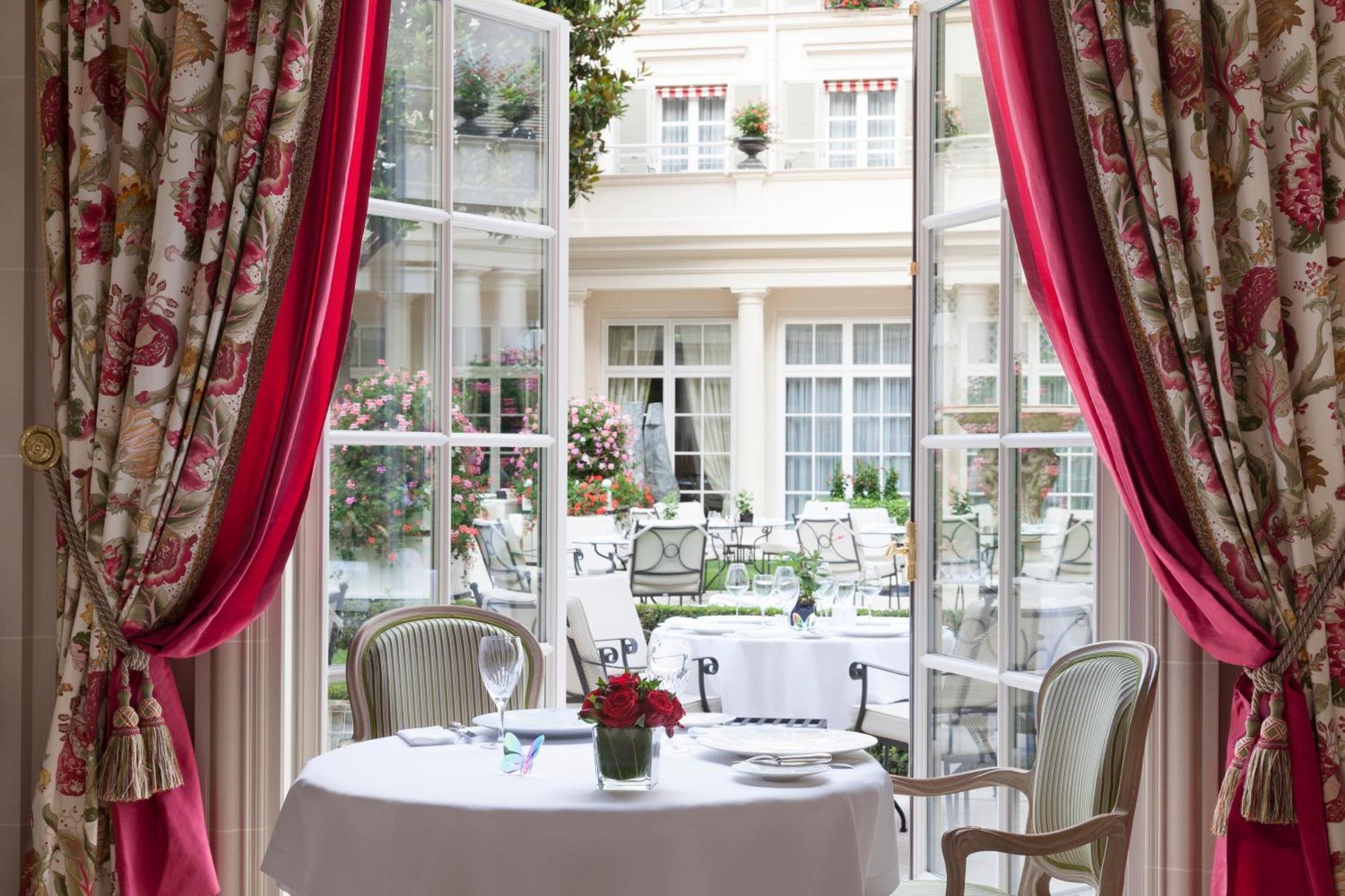 Le Bristol Paris, Oetker Parigi