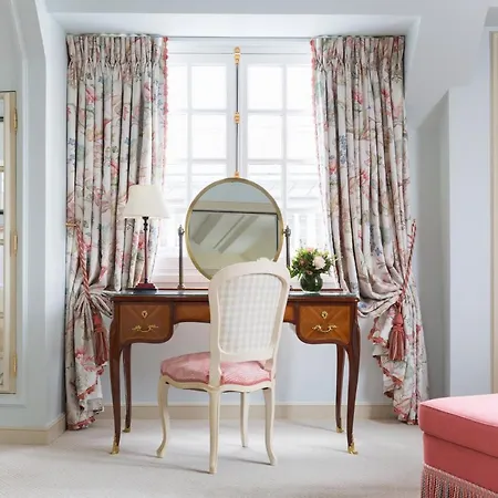 Le Bristol Paris, Oetker Hotel Parigi
