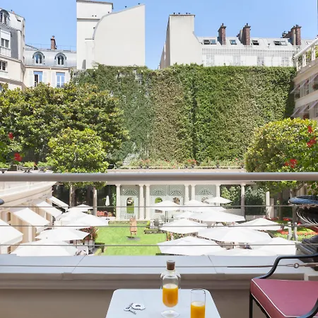 Le Bristol Paris, Oetker 5* Parigi