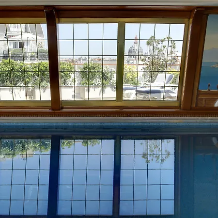 Le Bristol Paris, Oetker 5* Parigi