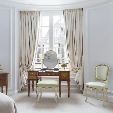Le Bristol Paris, Oetker Hotel Parigi