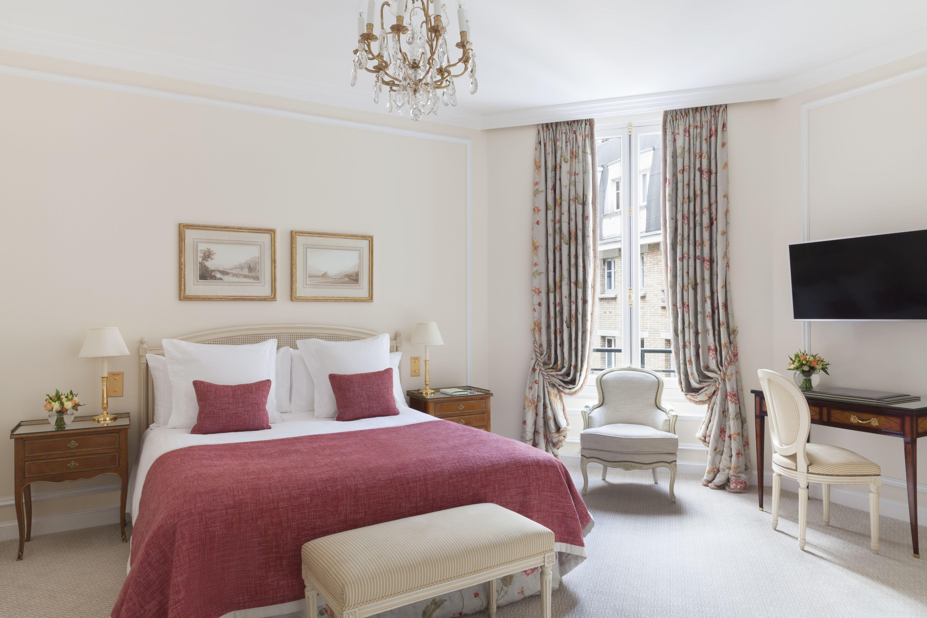 Le Bristol Paris, Oetker Hotel Parigi